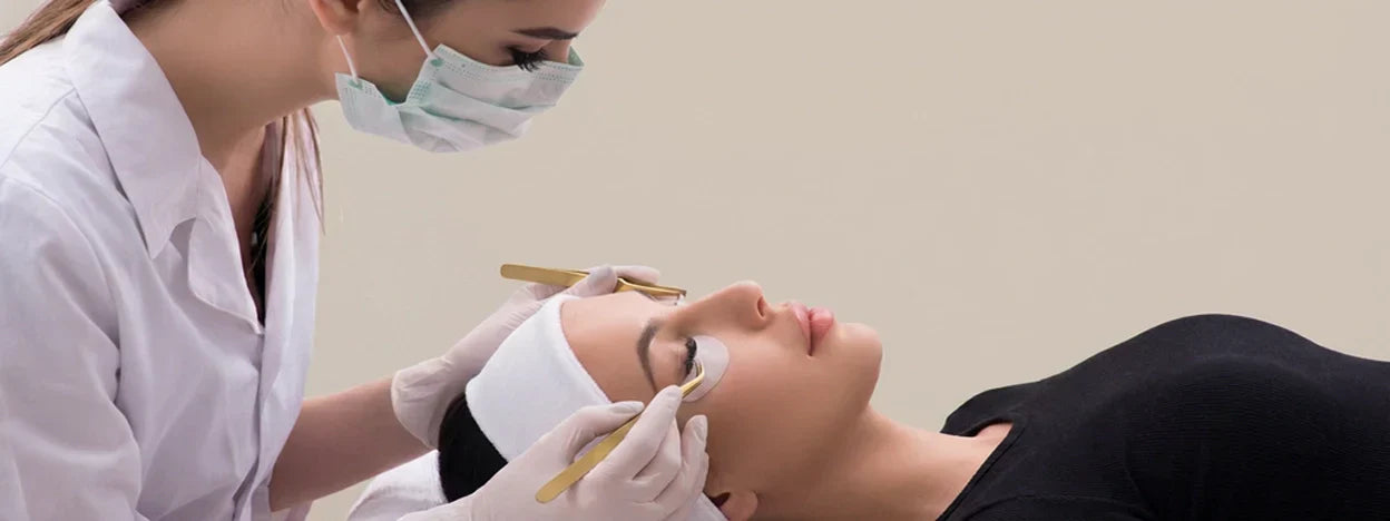 Lash Extension Allergies: What Every Lash Tech Needs to Know