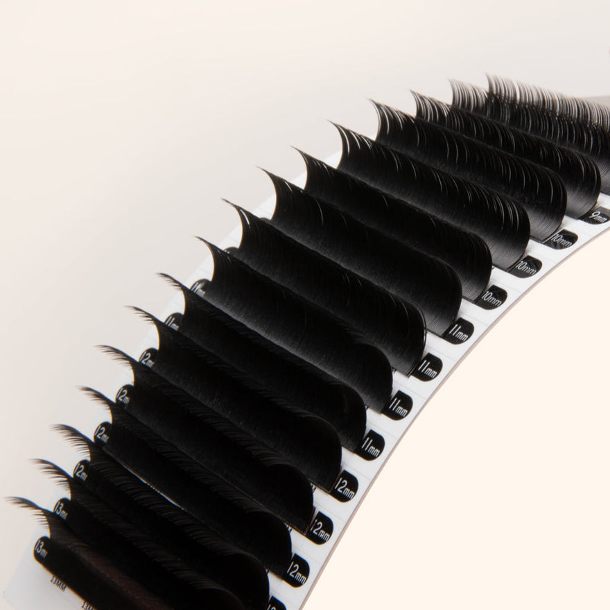 Classic Chelsea Lashes 0.20