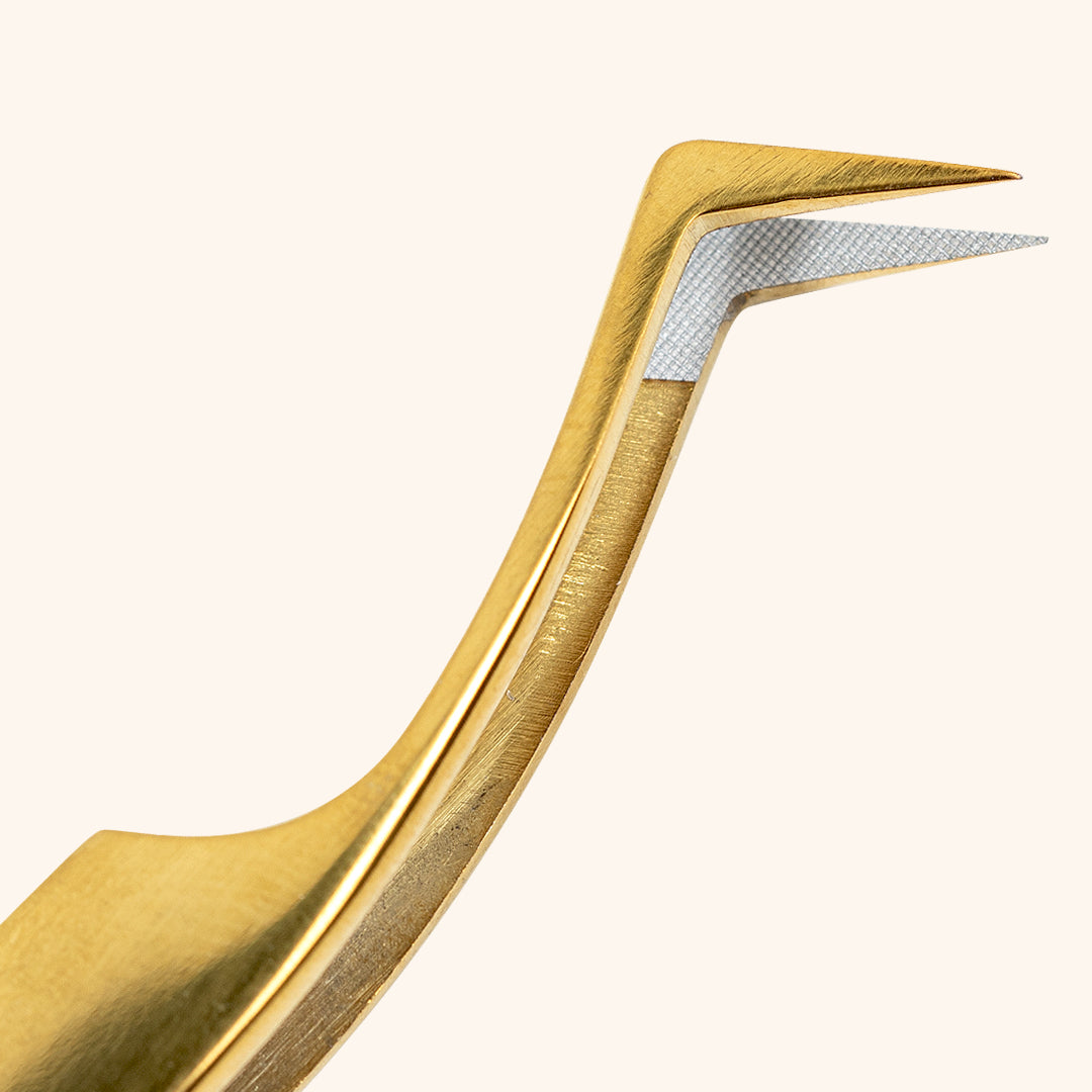 Lash tweezers for mega volume lash extensions